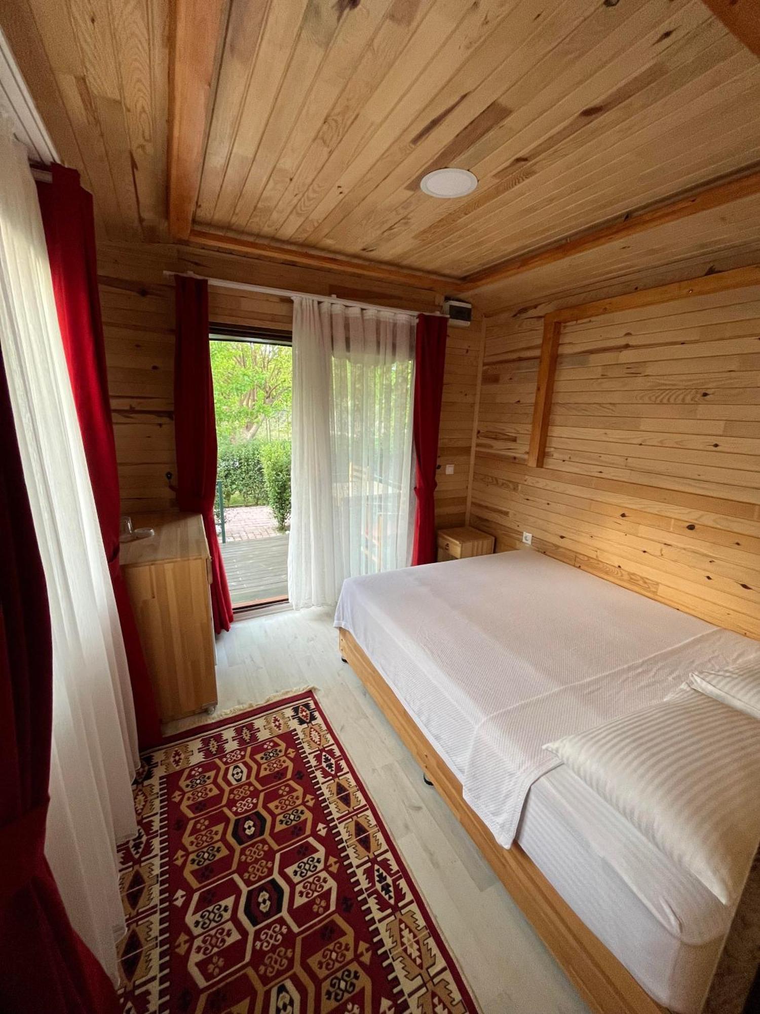 Olympos Yavuz Hotel Чирали Екстериор снимка