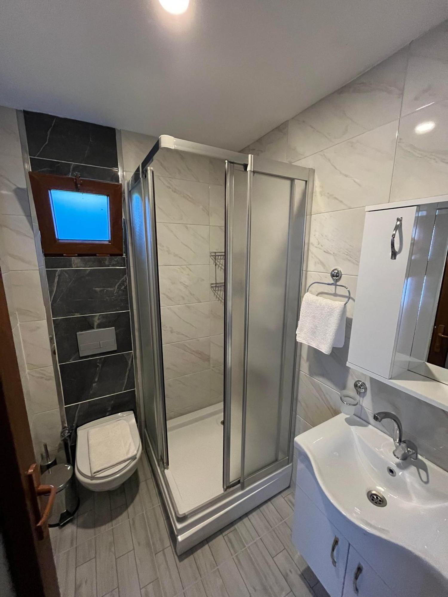 Olympos Yavuz Hotel Чирали Екстериор снимка